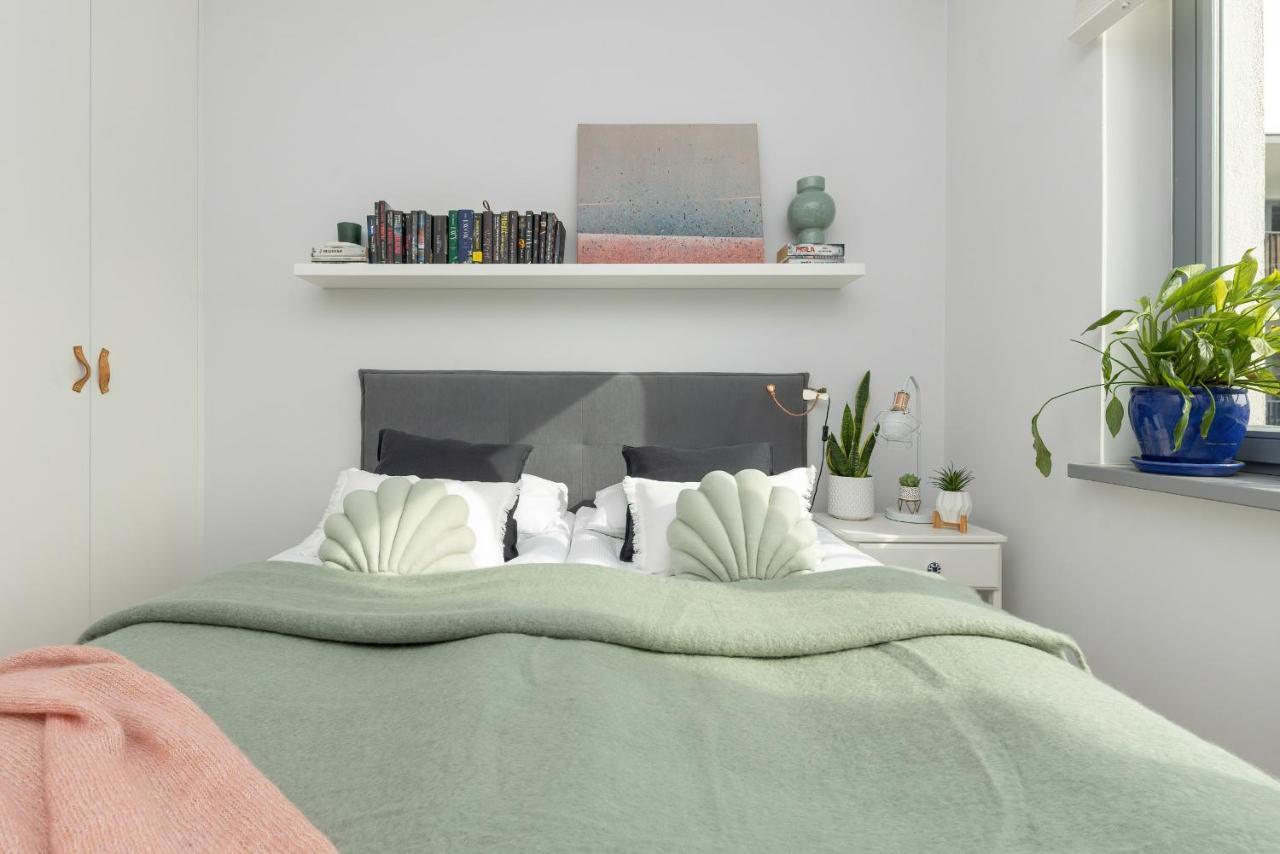 Cozy Apartment Gieysztora Wilanow By Noclegi Renters وارسو المظهر الخارجي الصورة
